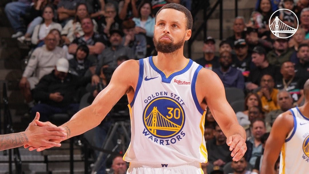 Stephen Curry unloads 46 as Warriors complete comeback, hand Spurs first home loss